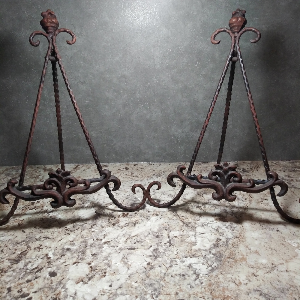 Metal Plate / Picture Holder Stands